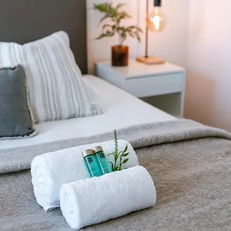 Huswell - Bright At The Harbor Of Apartman *