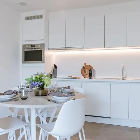 Huswell - Bright At The Harbor Of Apartament *